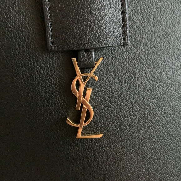 Authentic Saint Laurent Leather Purse - Picture 3 of 14